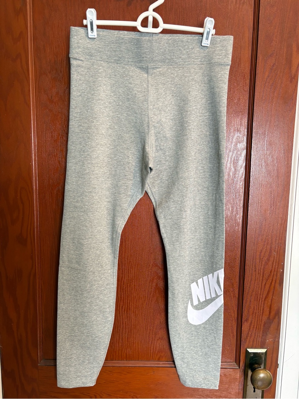 Nike Women’s Gray Capri Leggings